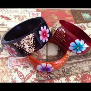 Cyber Monday sale🎉🎈Bundle for 3 Wood Bangles