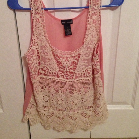 Wet Seal tank top
