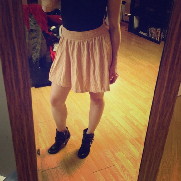 Pink flowy skirt