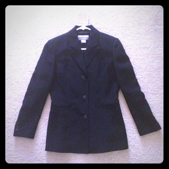 Suit coat blazer - classy - black. Size 2 / small
