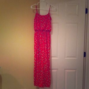 ❌HOLD❌Red with gold dots maxi dress