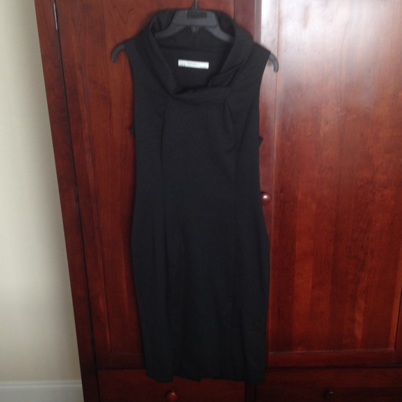 🚫Sold in bundle Zara Drape Collar Fitted Dress