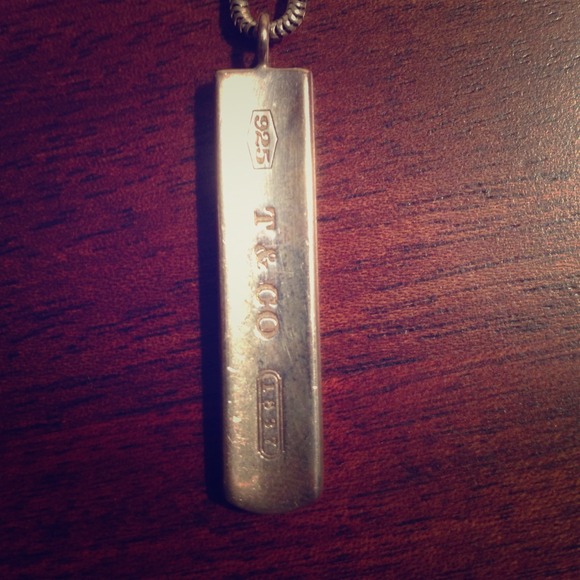🎁Gift Idea! Tiffany 1837™ bar pendant