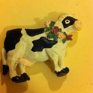 Cow magnet