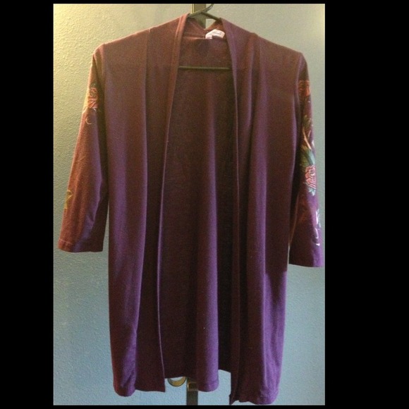 Vest - Picture 2 of 2