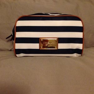 ***SOLD*** Michael kors cosmetic bag. authentic!!