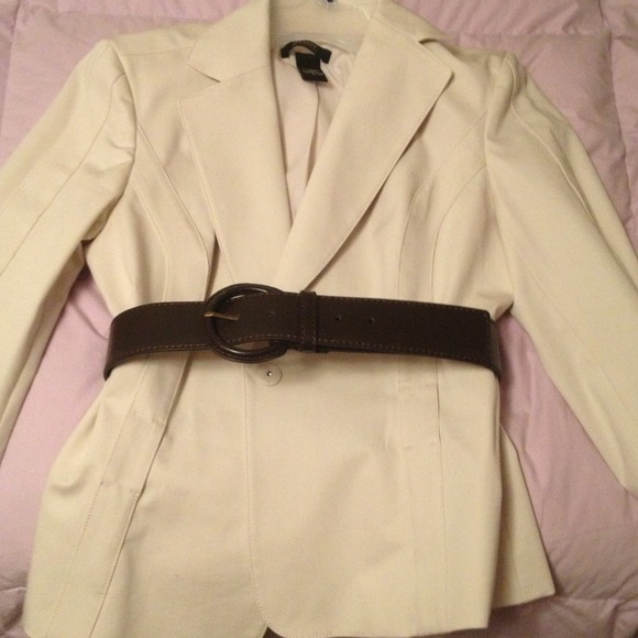 Beautiful coat NWOT body by Victoria secret
