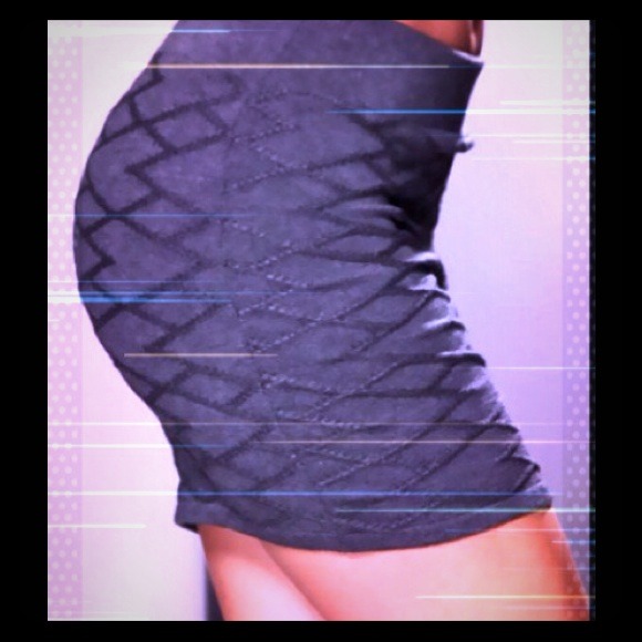 NEW💥 Charcoal Mini Skirt - Picture 1 of 3