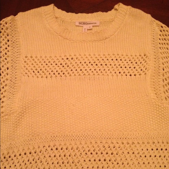 ‼️LAST CHANCE BCBGeneration Knit Sweater - Picture 2 of 2