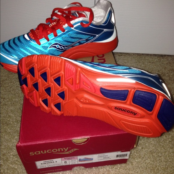 REDUCED! NEW Saucony ProGrid Kinvara 3