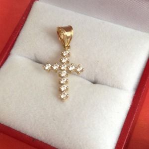SOLD SOLDVery cute cross pendant 14 karat