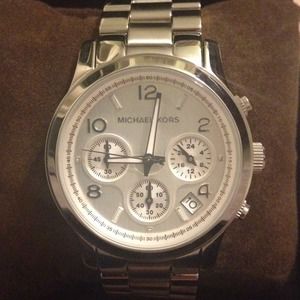 NEW 🌟🌟Micheal Kors watch🌟🌟