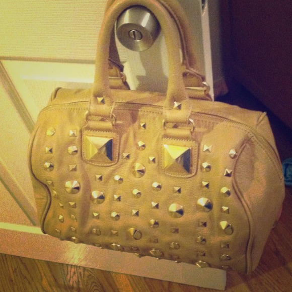 Beige purse