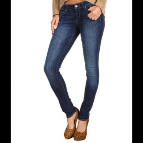 Paige Denim Verdugo Ultra Skinny