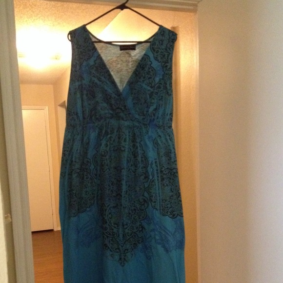 Sleeveless maxi dress size 22/24