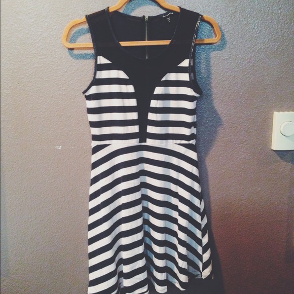 Dresses & Skirts - ❌SOLD❌