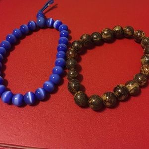 Blue bead bracelet & wooden bracelet