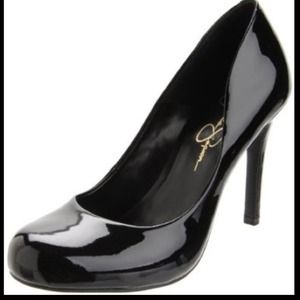 Jessica Simpson Black Patent "Calie" Pump size 7