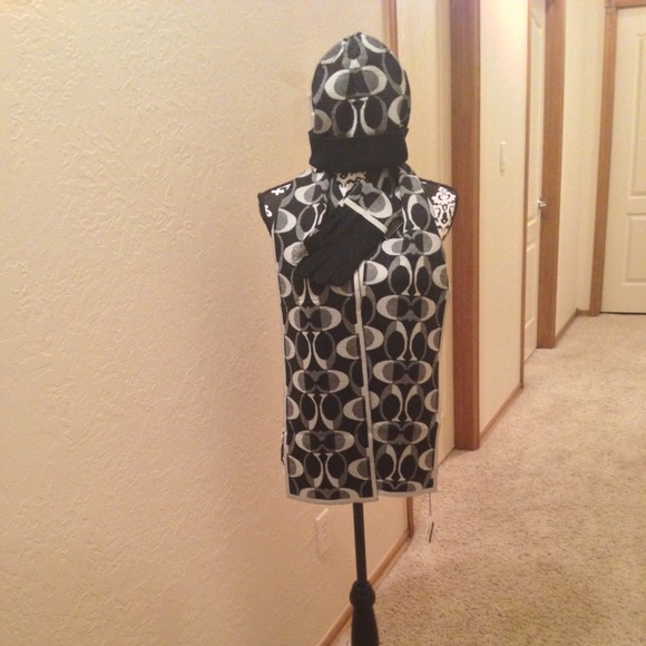 🎉Host Pick 11/17🎉Coach Hat - Picture 2 of 2