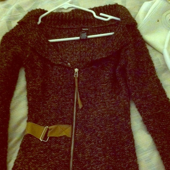 Tweed sweater