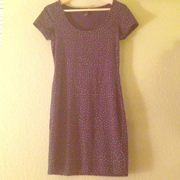 🚫SOLD IN BUNDLE🚫H&M blue and white dress