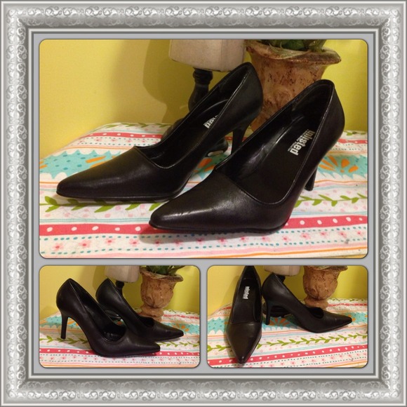 Black Pointy Heels