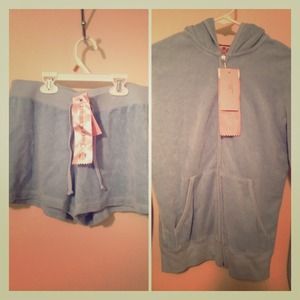 Juicy couture terry track outfit. Zip top w shorts
