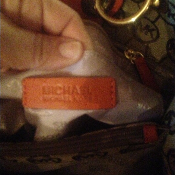 Autentic MK hand bag bran new - Picture 3 of 5