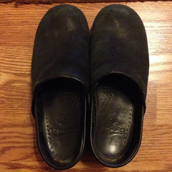 Black dansko