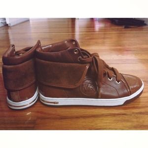 NWT Michael Kors Urban High Top Sneaker