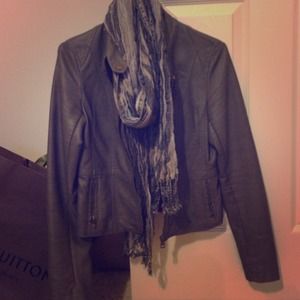 Leather jacket a M grey color