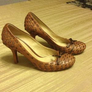 🚫 Sold in bundle Chloe Ribbon Leather Heel. 3"