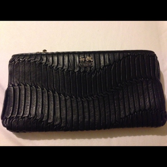 Coach Madison Leather Zip Clutch