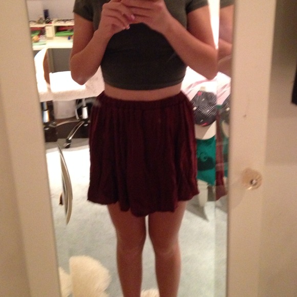❌TRADED❌Brandy Melville maroon skirt - Picture 3 of 3