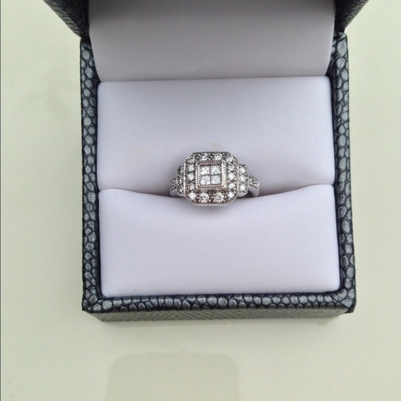 >>>SOLD<<<14k white gold fashion diamond ring - Picture 3 of 3