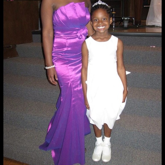 SOLD: Purple formal gown - Picture 3 of 3