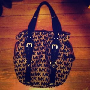 RESERVED Michael Kors classic print tote