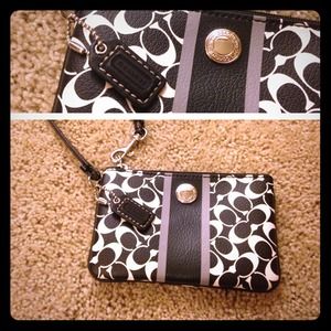 **BUNDLED** Coach wristlet