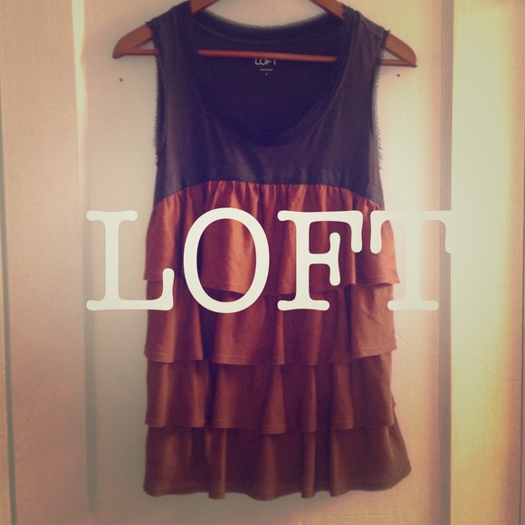 💰SOLD 💰 LOFT Brown Ruffle Top