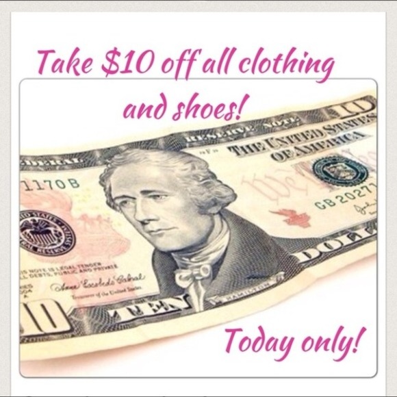 COLUMBUS DAY SALE 👍