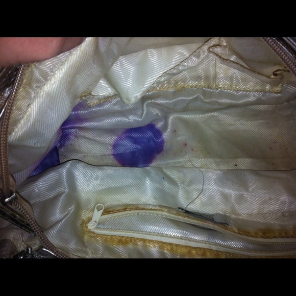 Purse - Picture 2 of 2