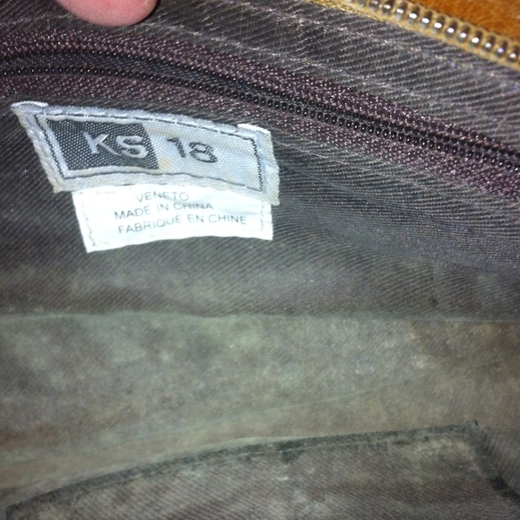 Purse - Picture 2 of 2