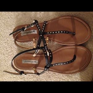 American eagle sandals