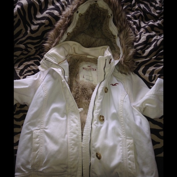 **Sale**HOLLISTER COAT