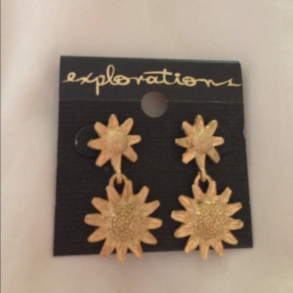 New gold sunflower earrings