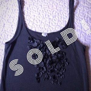 SOLD 🎉 JCrew Charcoal Gray Ruffle Tank Top M