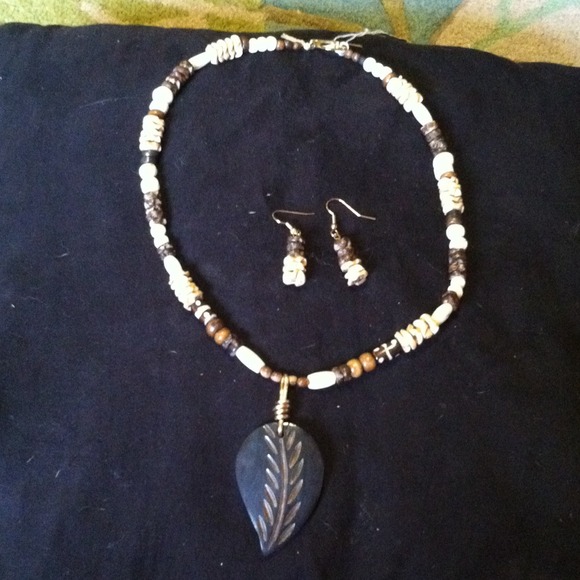 Handmade necklace and earring set