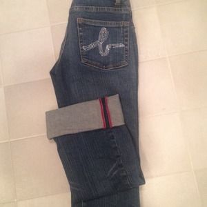 Bebe Jeans. Rhinestone "b" pocket.