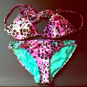 Gorgeous bikini!