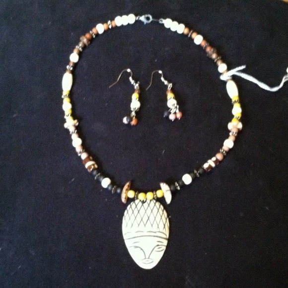Handmade necklace and earring set
